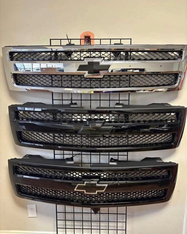 2007-2013 Chevy Silverado 1500 Front Grille - OEM Style Replacement