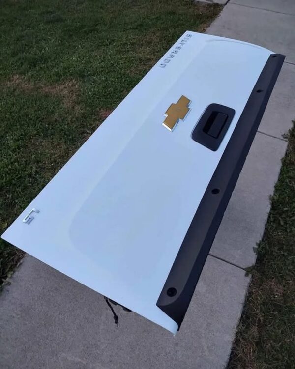 2007-2013 Chevy Silverado Tailgate - OEM Replacement - Image 2