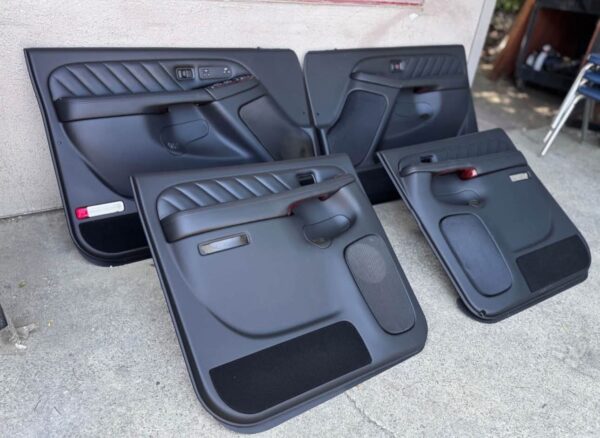 2006 Cadillac Escalade Platinum Custom Black Door Panels