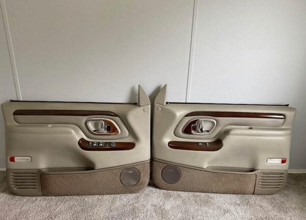 1995-1998 Chevy/GMC Power Door Panels OEM Fit, Multiple Colr ^ntions - Image 4