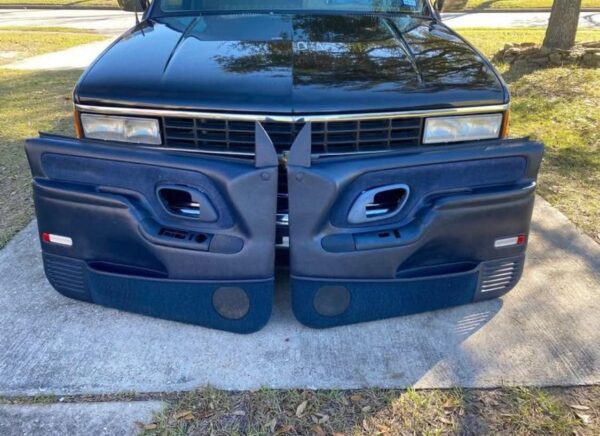 1995-1998 Chevy/GMC Power Door Panels OEM Fit, Multiple Colr ^ntions - Image 3