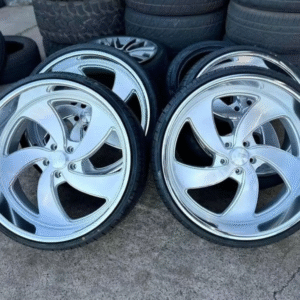 22" US Mag Wheels with Tires Premium Style & Performance for Your Chevy/GMC