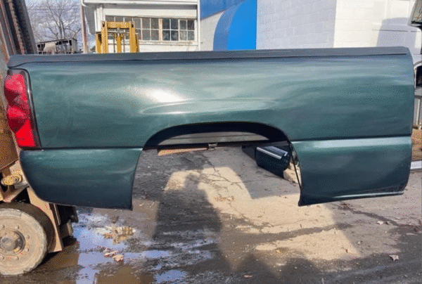 1999-2006 Chevy/GMC Silverado Sierra 6.5 ft Truck Bed - Image 2