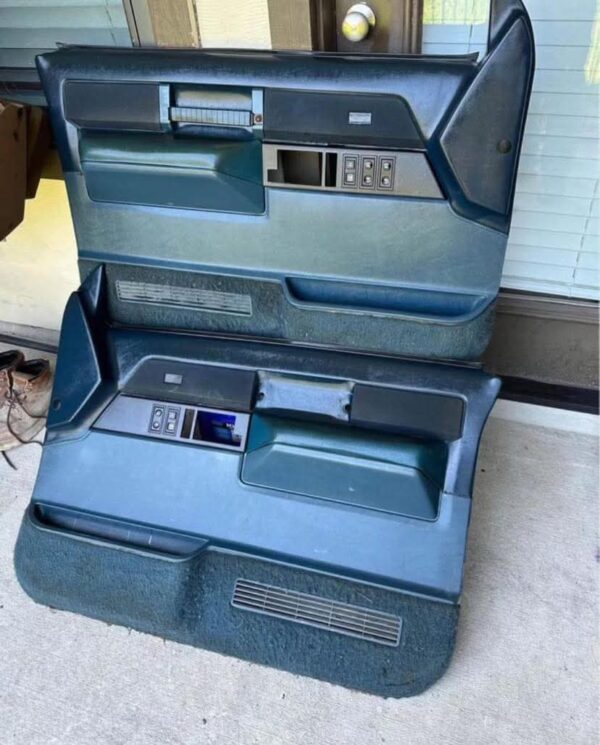 1988–1994 Chevy/GMC OBS Door Panels - Image 2