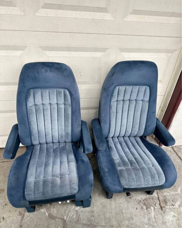1988–1994 Chevy/GMC OBS Power Bucket Seats