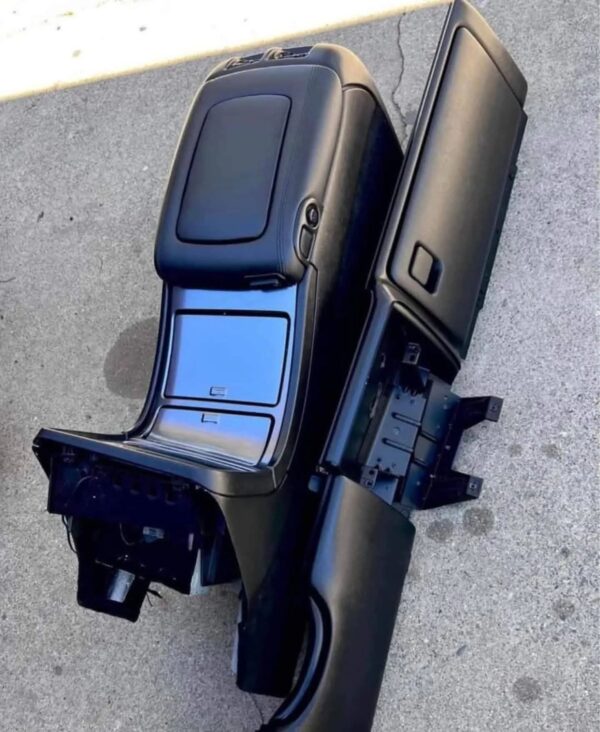 1999–2006 Chevy Silverado Center Console – Black Upholstery, OEM Fit, Brand New