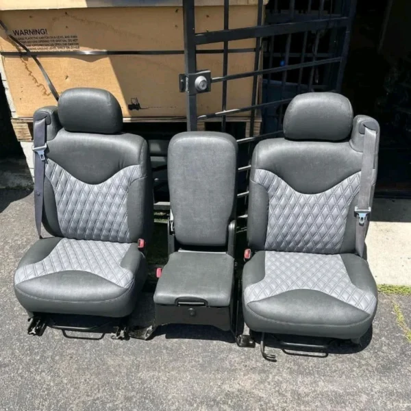 1999-2006 Chevy Silverado Seat with Center Console - 0EM Style - Image 3
