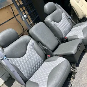 1999-2006 Chevy Silverado Seat with Center Console - 0EM Style