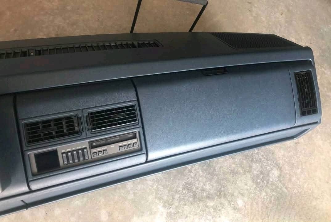 full dashboard assembly compatible with 1988-1994 Chevrolet Silverado and GMC Sierra trucks. - Image 4