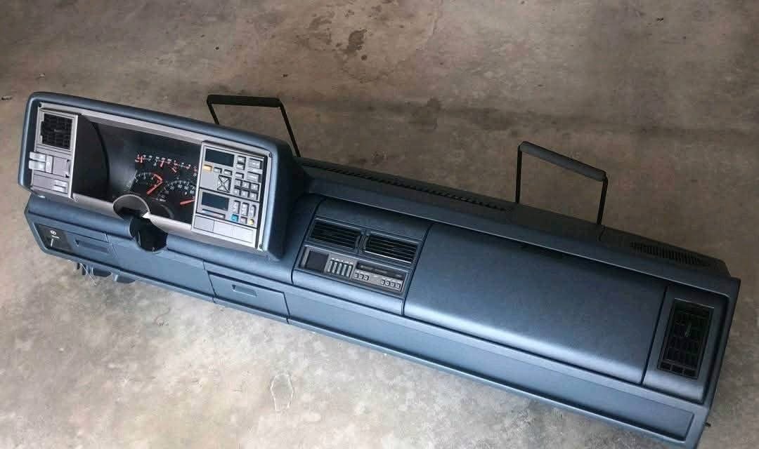 full dashboard assembly compatible with 1988-1994 Chevrolet Silverado and GMC Sierra trucks.