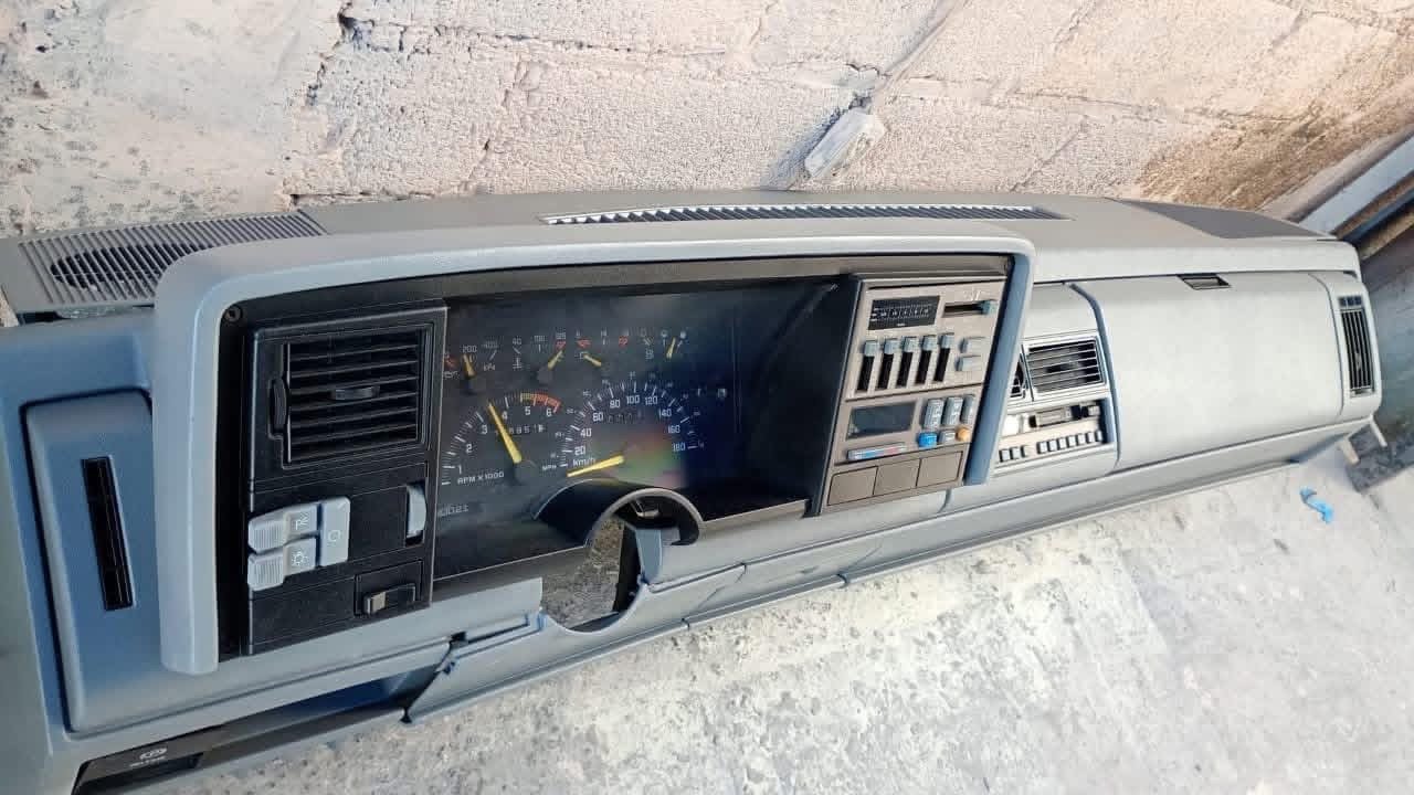 Grey Dashboard Assembly for 1988–1994 Chevrolet & GMC OBS Pickup Trucks | OEM Style Complete Dash - Image 2