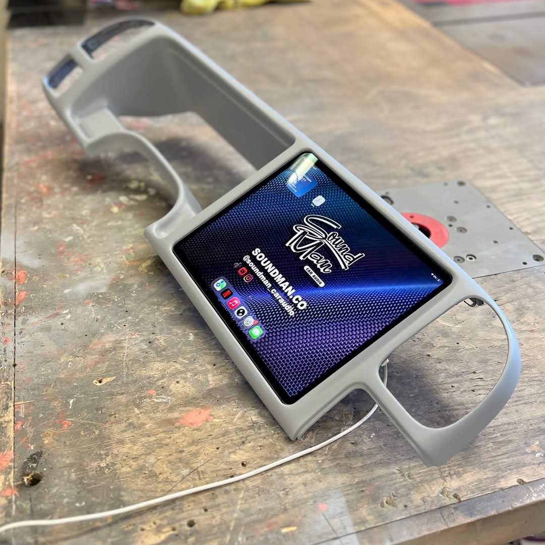 1995–1998 Chevy GMC Sierra 13-Inch iPad Pro Dash Mod