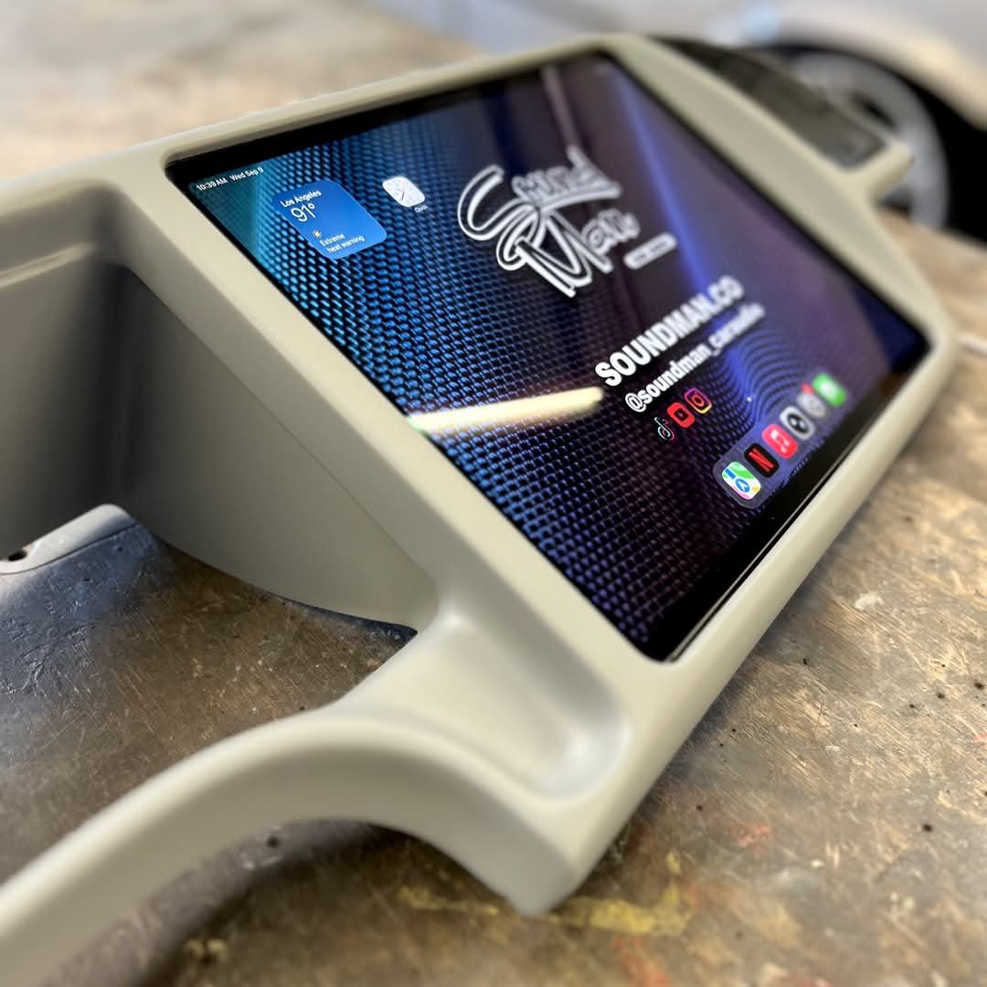 1995–1998 Chevy GMC Sierra 13-Inch iPad Pro Dash Mod - Image 3